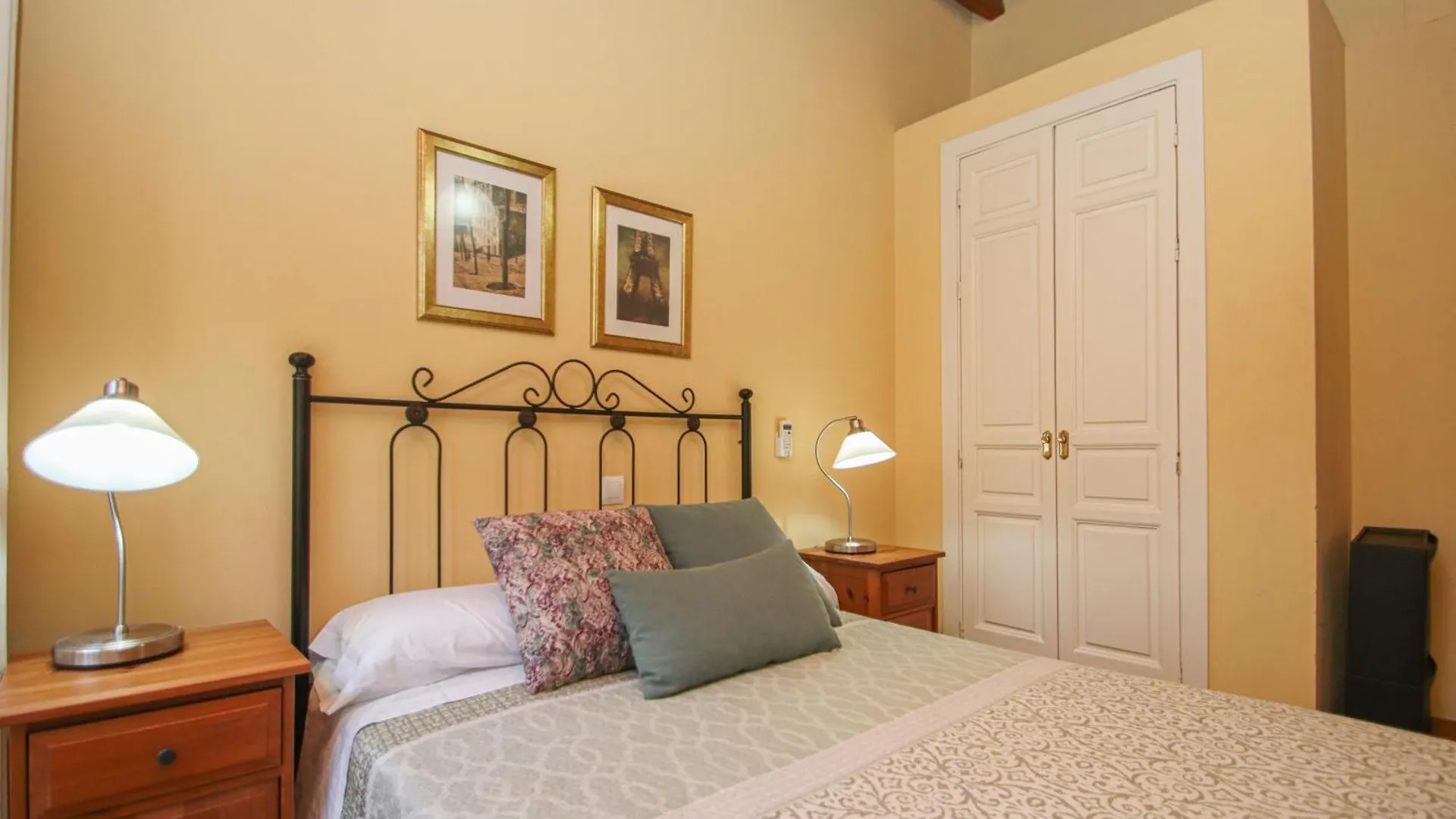 Apartment Precioso Apart. Centrico Y Confortable **Wifi-Ac** Seville Spain
